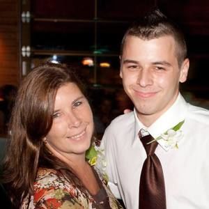 Meet your Posher, Dana